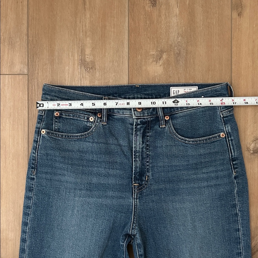NWOT - GAP 70’ Flare High-Rise Jeans - Picture 12 of 15